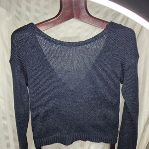 💥2/$10💥Dark Blue Open Back Cropped Wrap Sweater Size Medium